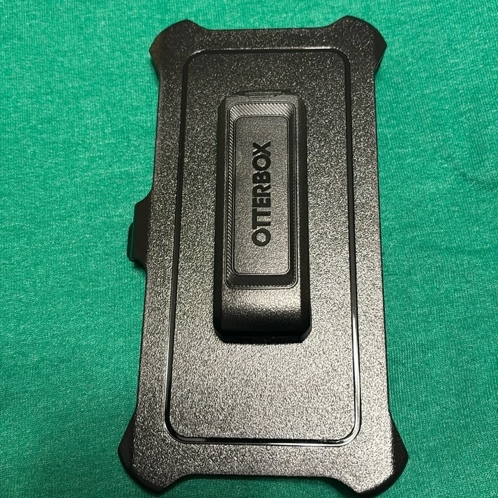 Brand New OtterBox Defender Belt Clip Holster for Apple IPhone 15.